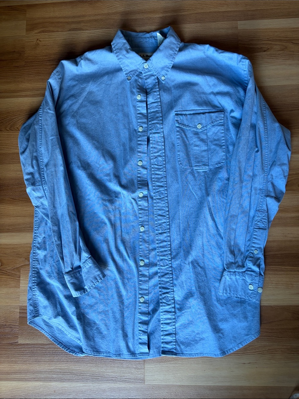 LL Bean Men’s TALL Button Down Shirt Casual Blue Pocket Vintage